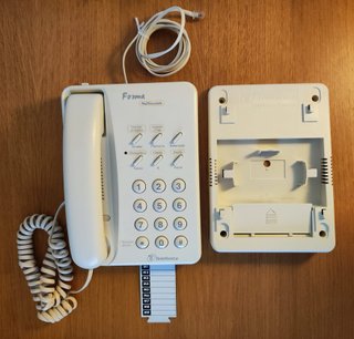 Teléfono Forma Multiservicio Pared