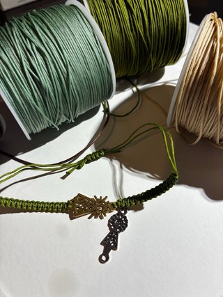 Pulsera Virgen del Pilar Macramé Verde