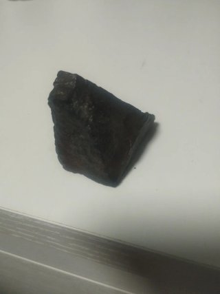 Trozo de meteorito - Acepto ofertas 111 gramos.