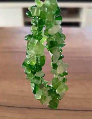 Pulsera de bisutería verde