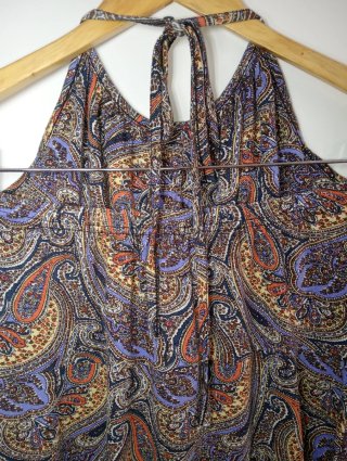 Vestido Halter Estampado Paisley