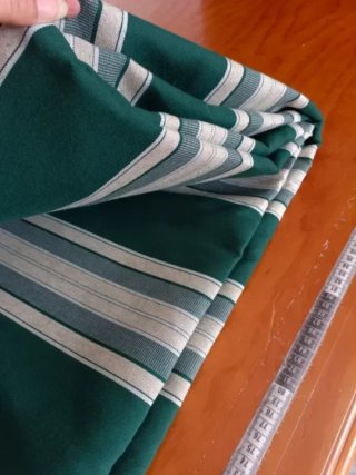 Lona de toldo con anillas