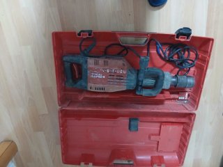 Martillo HILTI TE 905 con maletín
