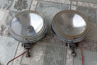 Faros Hella Largo Alcance Clásicos 15 cm.