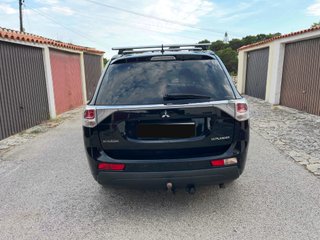 Mitsubishi Outlander 2012