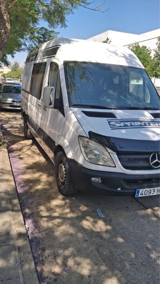 Mercedes-Benz Sprinter 2011