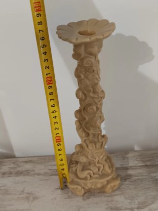 Pedestal oriental beige