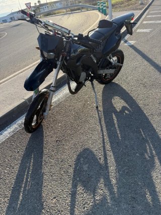 Moto Hispania 49cc Negra