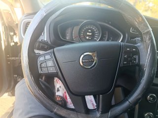 Volvo V40 2017