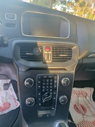Volvo V40 2017