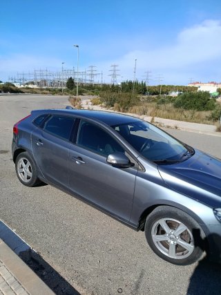 Volvo V40 2017