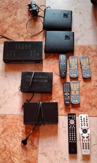 Lote TDT Airis, Atom, Suistech y mandos