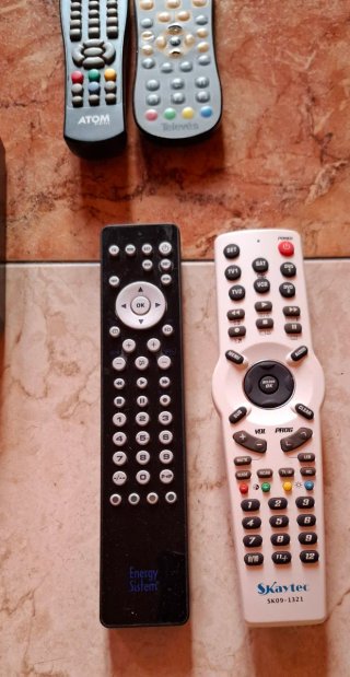 Lote TDT Airis, Atom, Suistech y mandos