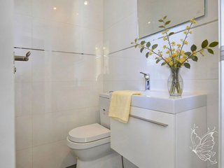 Local comercial en venta en Salvador en Madrid
