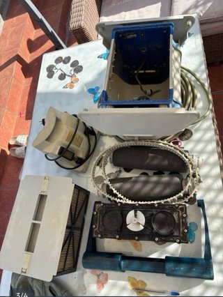 Robot Limpiafondos Piscina TigerShark Hayward