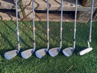Set de Golf con Bolsa y Carrito.