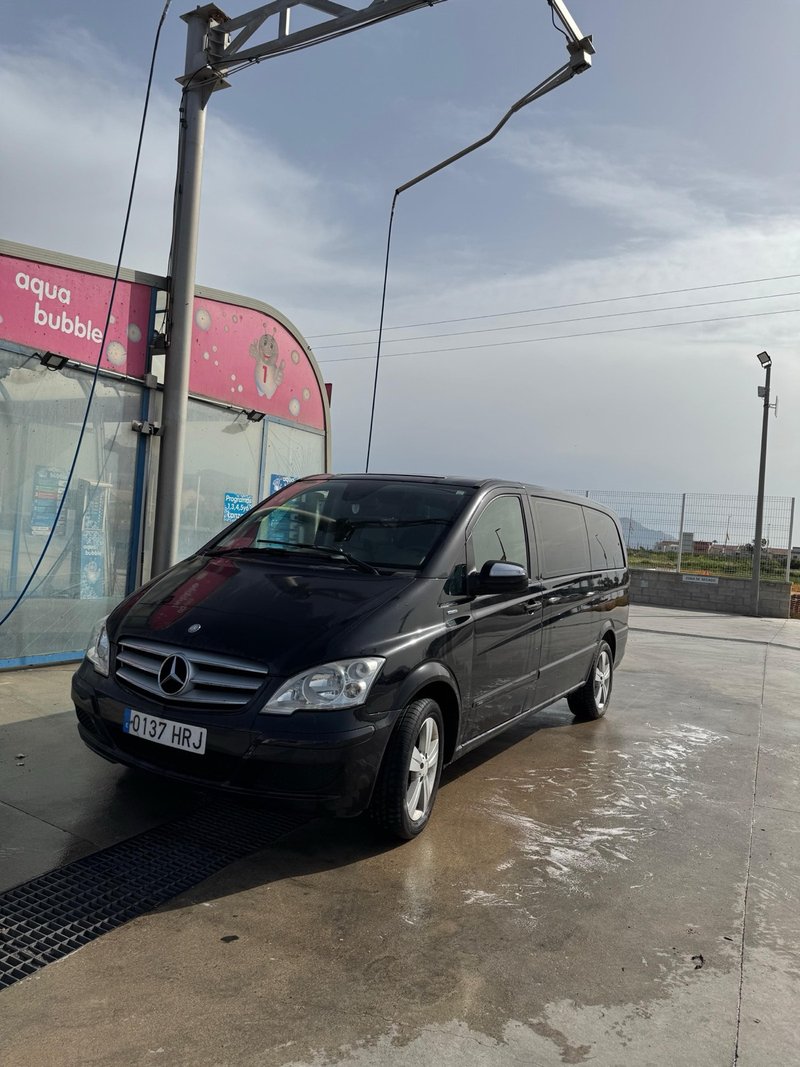 Mercedes-Benz Viano 2013 - foto 1