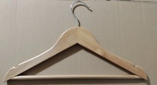 Perchas de madera (pack 5)