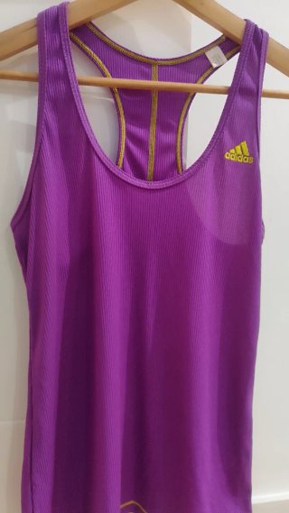 Camiseta técnica Adidas fitness mujer Talla S
