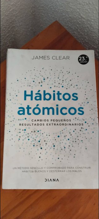 Libro hábitos atómicos
