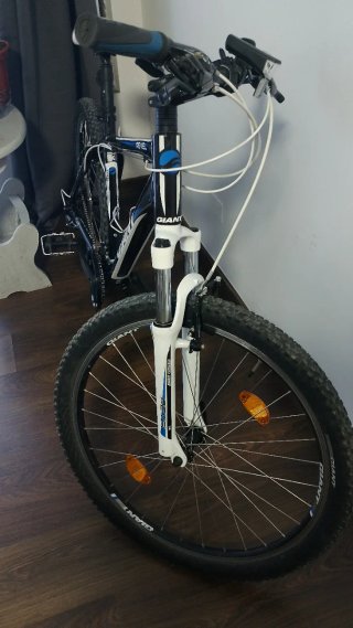 Bicicleta Giant Revel