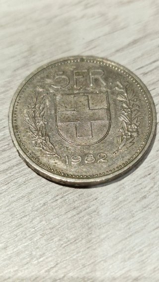 5 Francos Suizos 1982