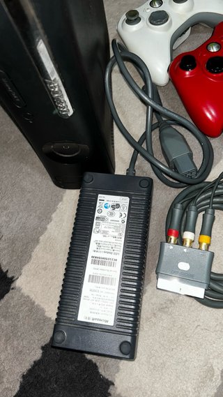 Pack Xbox 360 + 9 Juegos + 3 Mandos y auriculares