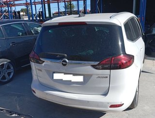 13292358 piloto trasero opel zafira tourer 481371