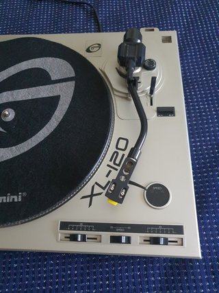 Giradiscos Gemini XL-120 Belt Drive Manual