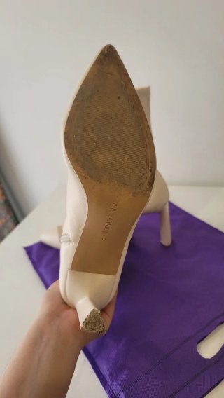 Botines tacón beige Stradivarius