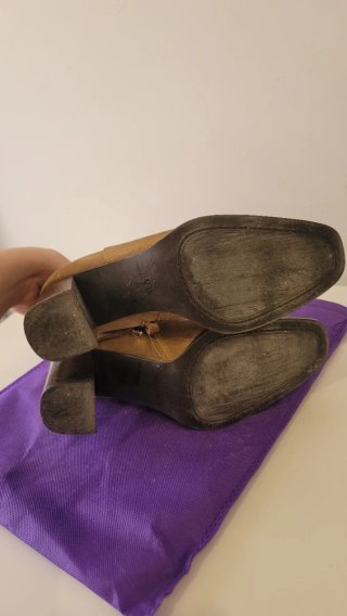 Botines Zara ante tacón marrón