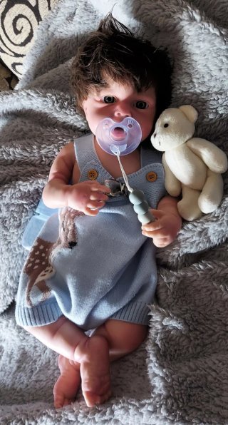 Rebor silicona pelo injertado moreno NIÑO