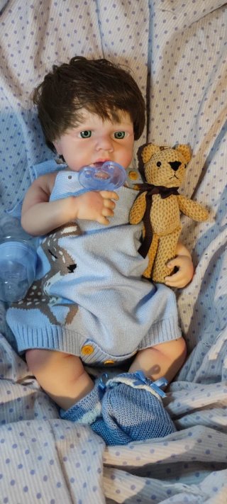 Rebor silicona pelo injertado moreno NIÑO