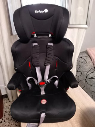 Silla coche Safety 1st negra