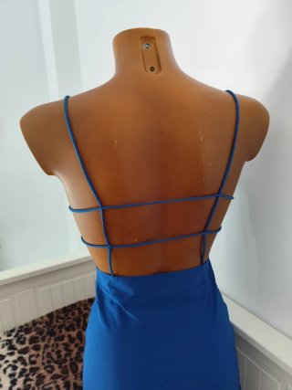 Vestido cóctel azul mini tirantes