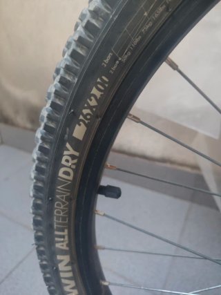 Bicicleta B'TWIN MTB Amarillo Neón 26 pulgadas