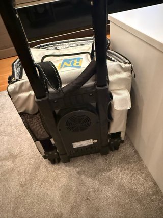 Nevera Portátil Coche con Ruedas