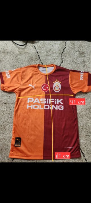 Equipación Infantil Galatasaray Talla 164 cm