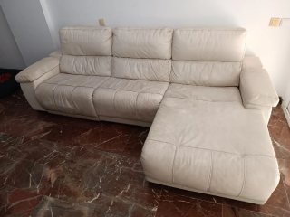 ¡URGE VENDER!  Sofá Chaise Longue Piel Blanco Moto