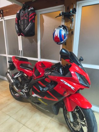Honda CBR 600 F4i sport
