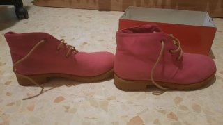 Botas fucsia pisamierdas