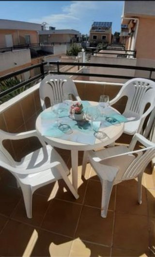 Alegre y bonito apartamento en Denia