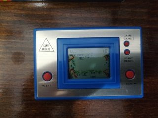 CONSOLA GAME WIZARD FROG RANAS SALTANDO. VINTAGE