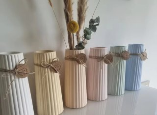 Figuras  de escayola hechos a mano