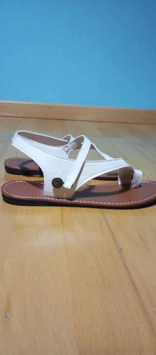 Sandalias blancas talla 42