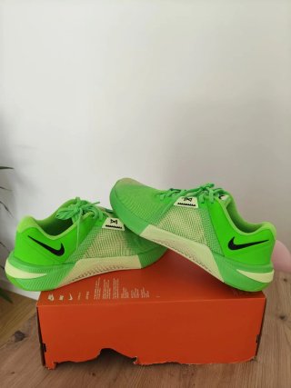 T40,5 Nike Metcon 10 Verde