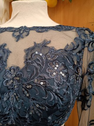 Conjunto top encaje y falda tul azul
