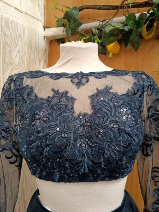 Conjunto top encaje y falda tul azul