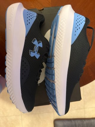 Zapatillas Under Armour Negras y Azules