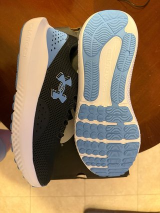 Zapatillas Under Armour Negras y Azules